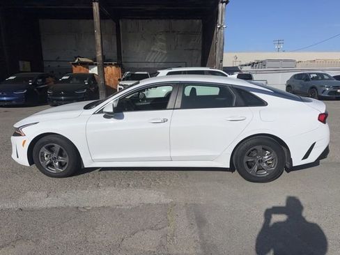 Used 2023 Kia K5 LXS image 8