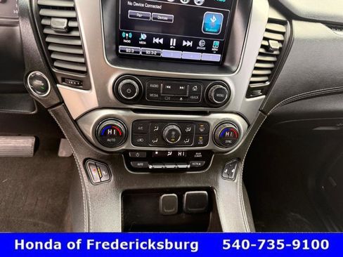 Used 2018 Chevrolet Suburban LT w/ Luxury Package image 28