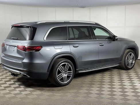 Used 2023 Mercedes-Benz GLS 450 4MATIC image 15