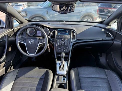 Used 2017 Buick Cascada Premium image 3