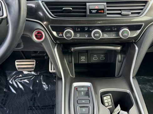 Used 2022 Honda Accord Sport image 16
