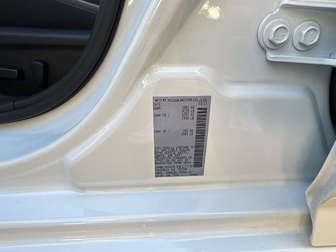 Used 2025 Nissan Altima 2.5 SV FWD image 32