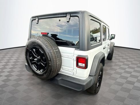 Used 2022 Jeep Wrangler Unlimited Sport AWD/4WD image 7