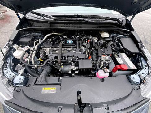Used 2023 Toyota Corolla LE image 28