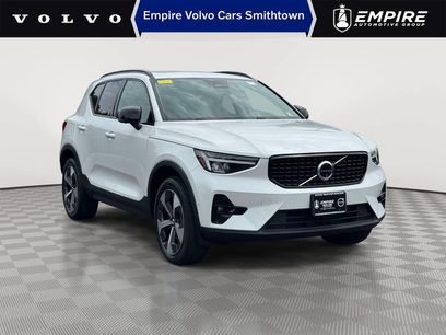 Used 2024 Volvo XC40 B5 Plus w/ Protection Package Premier