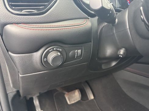 Used 2025 Dodge Durango R/T AWD/4WD image 26