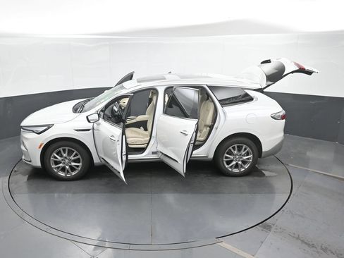 Used 2023 Buick Enclave Premium w/ Experience Buick Package AWD/4WD image 53