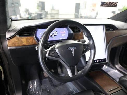 Used 2018 Tesla Model X 100D AWD/4WD image 24
