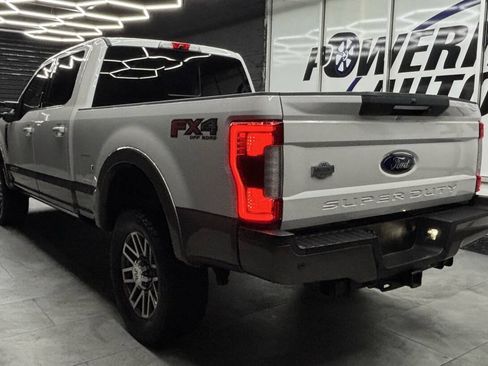 Used 2019 Ford F250 King Ranch w/ King Ranch Ultimate Package AWD/4WD image 9