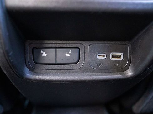 Used 2021 Cadillac XT4 Premium Luxury w/ Cold Weather Package image 36