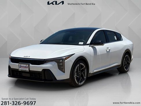 New 2026 Kia K4 GT-Line Turbo w/ GT-Line Sunroof Package FWD image 1