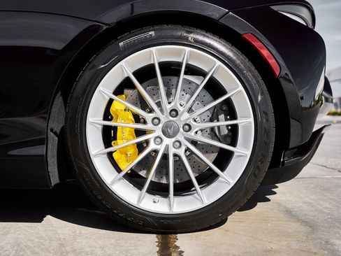 Used 2025 McLaren Artura Spider image 25