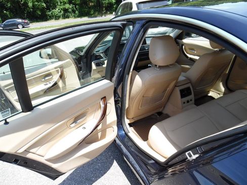 Used 2015 BMW 335i Sedan RWD image 19