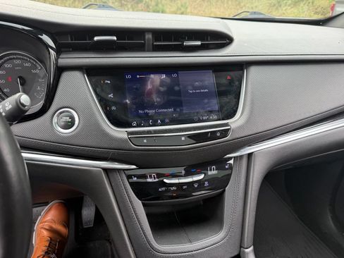 Used 2020 Cadillac XT5 Premium Luxury AWD/4WD image 10