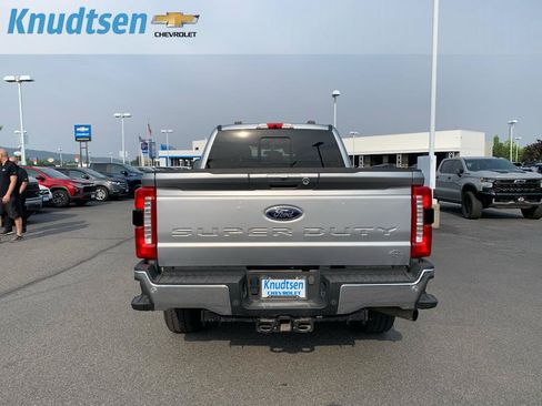 Used 2024 Ford F350 Lariat w/ Lariat Ultimate Package AWD/4WD image 7