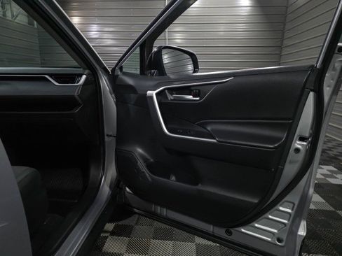 Used 2023 Toyota RAV4 XLE w/ Convenience Package image 31