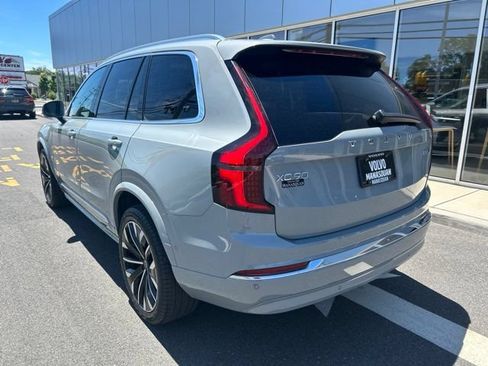 Certified 2025 Volvo XC90 B6 Plus AWD/4WD image 3