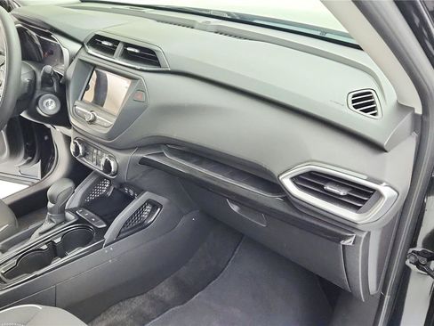 Used 2022 Chevrolet TrailBlazer LS FWD image 24