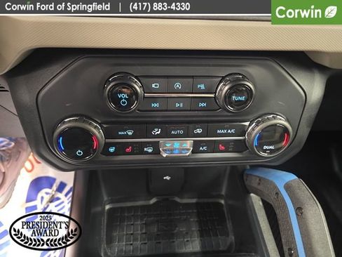 Certified 2024 Ford Bronco Wildtrak AWD/4WD image 28