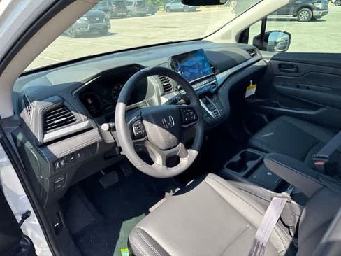 Used 2026 Honda Odyssey EX-L image 9