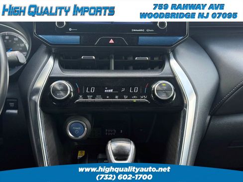 Used 2021 Toyota Venza XLE w/ Softex Package AWD/4WD image 36