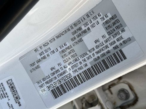 Used 2019 Toyota Yaris LE image 27