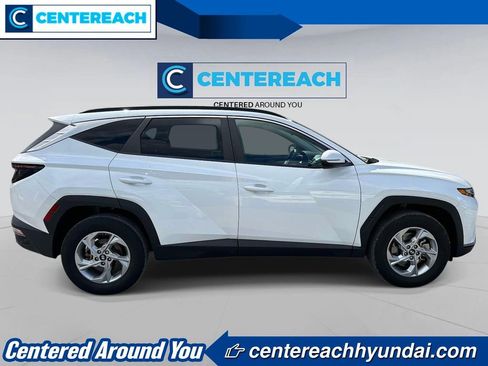 Used 2023 Hyundai Tucson SEL AWD/4WD image 3