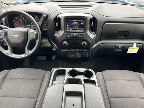 Used 2025 Chevrolet Silverado 1500 Custom w/ Turbomax Blackout Package RWD image 3