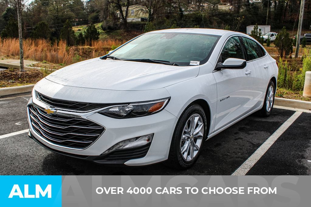 Used 2023 Chevrolet Malibu LT FWD image 2