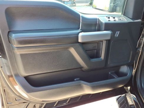 Used 2019 Ford F150 XLT w/ Equipment Group 302A Luxury AWD/4WD image 14