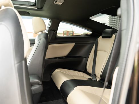 Used 2017 Honda Civic EX-L image 24