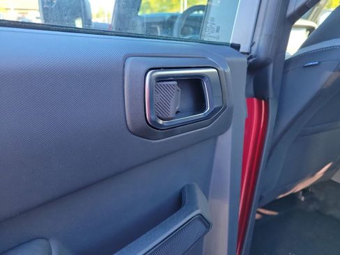 New 2025 Ford Bronco 4-Door w/ Sasquatch Package image 15