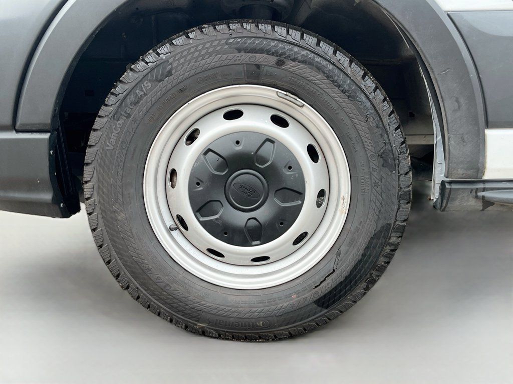 Used 2023 Ford Transit 150 Low Roof RWD image 27