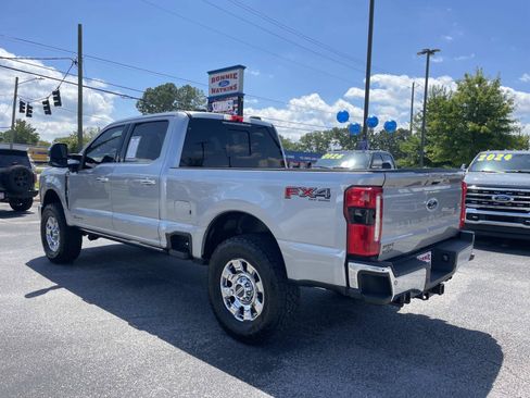 Used 2024 Ford F250 Lariat w/ Lariat Ultimate Package AWD/4WD image 6