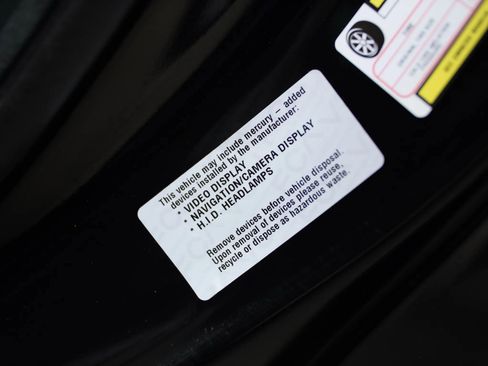 Used 2016 Dodge Challenger R/T image 50