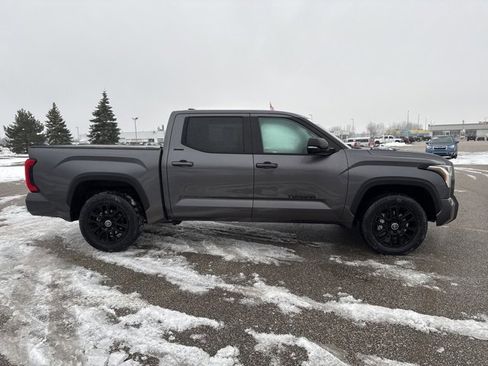 Used 2024 Toyota Tundra Limited image 4