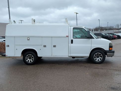 Used 2013 GMC Savana 3500 3500 Van 139 image 9