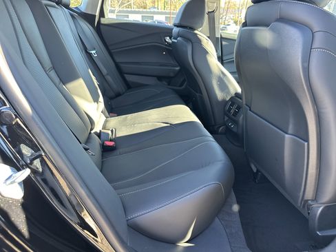 Certified 2025 Acura TLX w/ Technology Package image 17