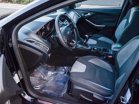 Used 2016 Ford Focus ST image 16