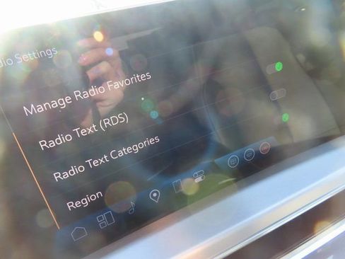 Used 2024 Cadillac Lyriq Luxury w/ LPO, Floor Liner Package image 25