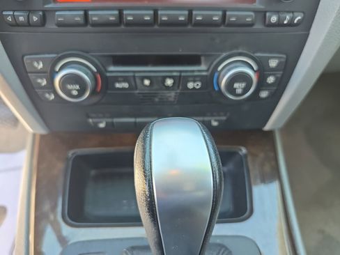 Used 2009 BMW 328i xDrive Sedan image 17