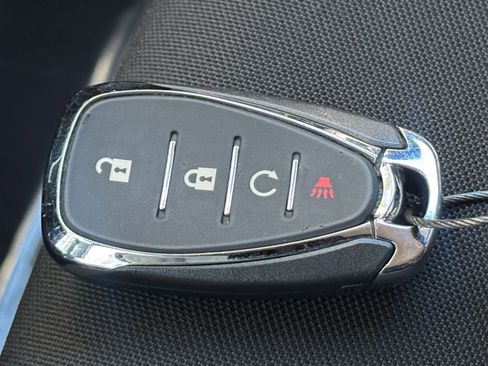 Used 2025 Chevrolet TrailBlazer LT FWD image 25