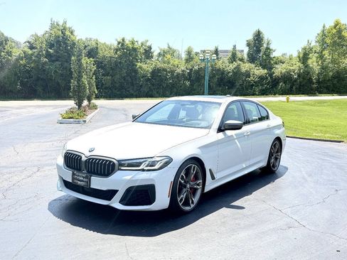Used 2021 BMW M550i xDrive w/ Executive Package AWD/4WD image 2