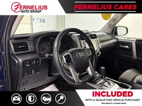 Used 2021 Toyota 4Runner SR5 AWD/4WD image 32