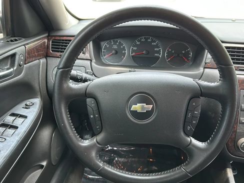 Used 2012 Chevrolet Impala LT FWD image 30