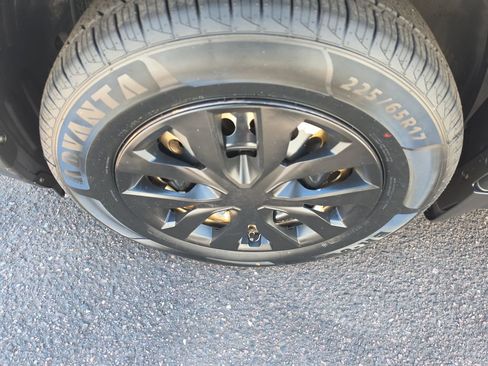 Used 2016 Nissan Rogue S AWD/4WD image 25