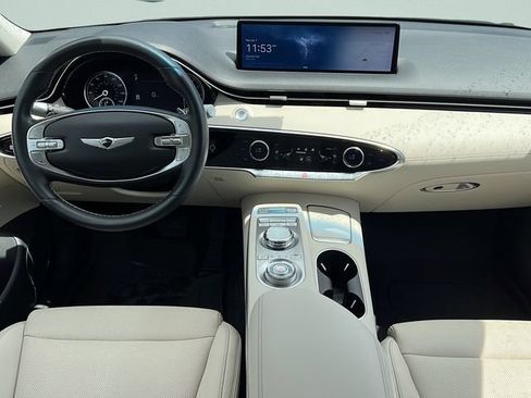Certified 2023 Genesis GV70 2.5T w/ Select Package AWD/4WD image 14