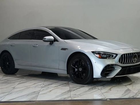 Used 2024 Mercedes-Benz AMG GT 43 image 3
