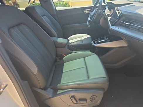 Used 2023 Audi Q4 e-tron Premium Plus w/ Premium Plus RWD image 10