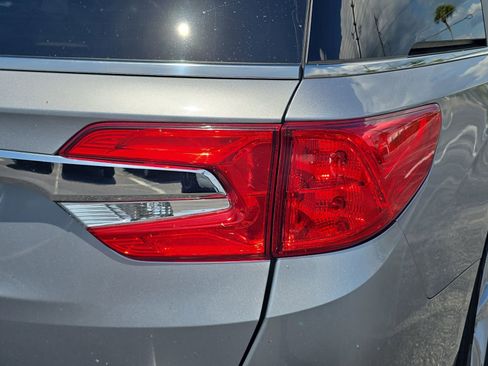 Used 2018 Honda Odyssey EX-L image 8
